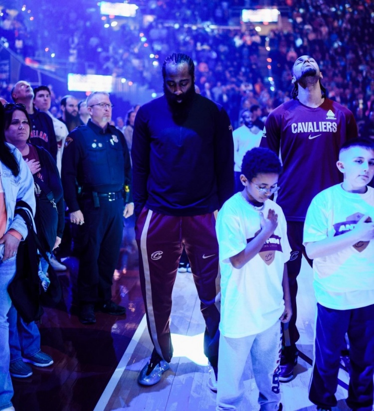 kaiyun-自转会骑士以来8胜1负！哈登晒近照：🗣️MOP 最杰出球员