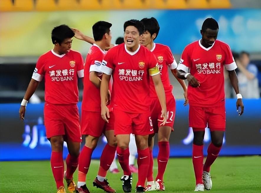 开云注册入口-好消息!横滨水手核心有望成上港冬训外援首签,未来以官宣为准